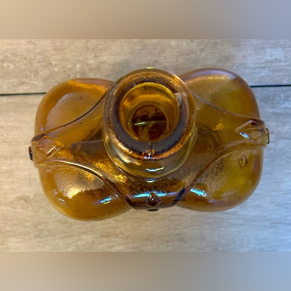 Vintage Victrylite Amber Glass Crown Shaped Bottle - Picture 4 of 4
